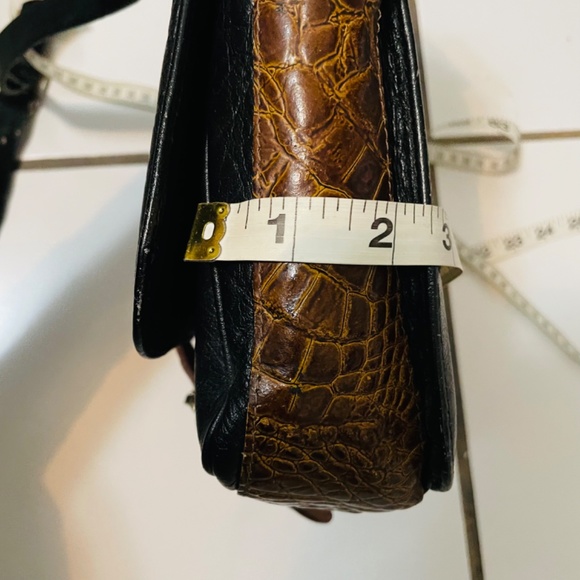 Vintage Leather Saddle Bag - Picture 13 of 15